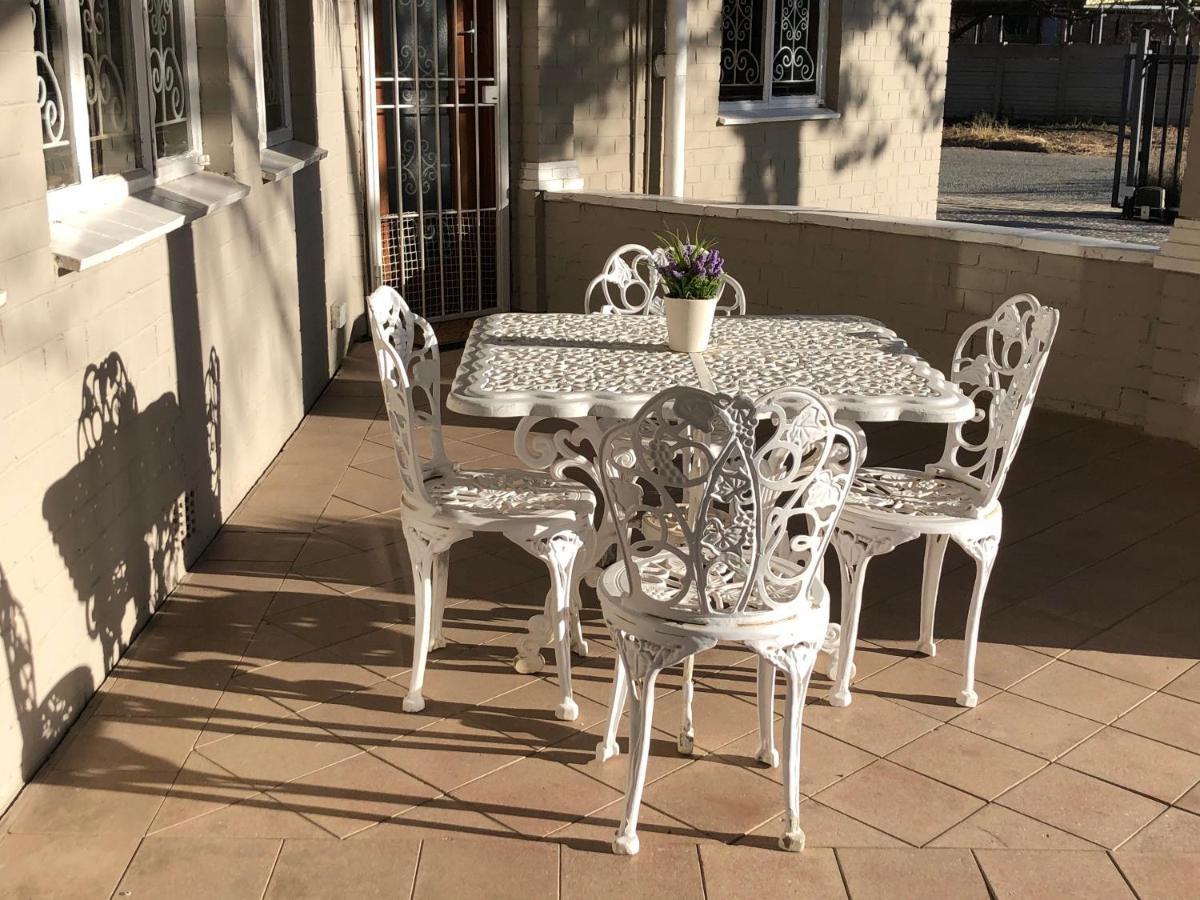 The Lavender Guesthouse Kroonstad Kültér fotó