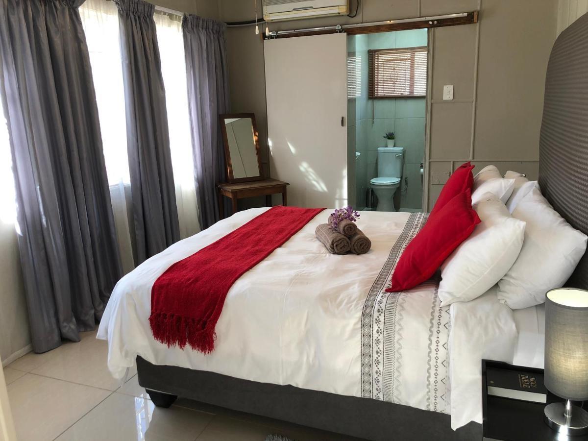 The Lavender Guesthouse Kroonstad Kültér fotó