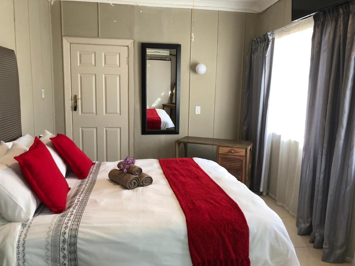 The Lavender Guesthouse Kroonstad Kültér fotó