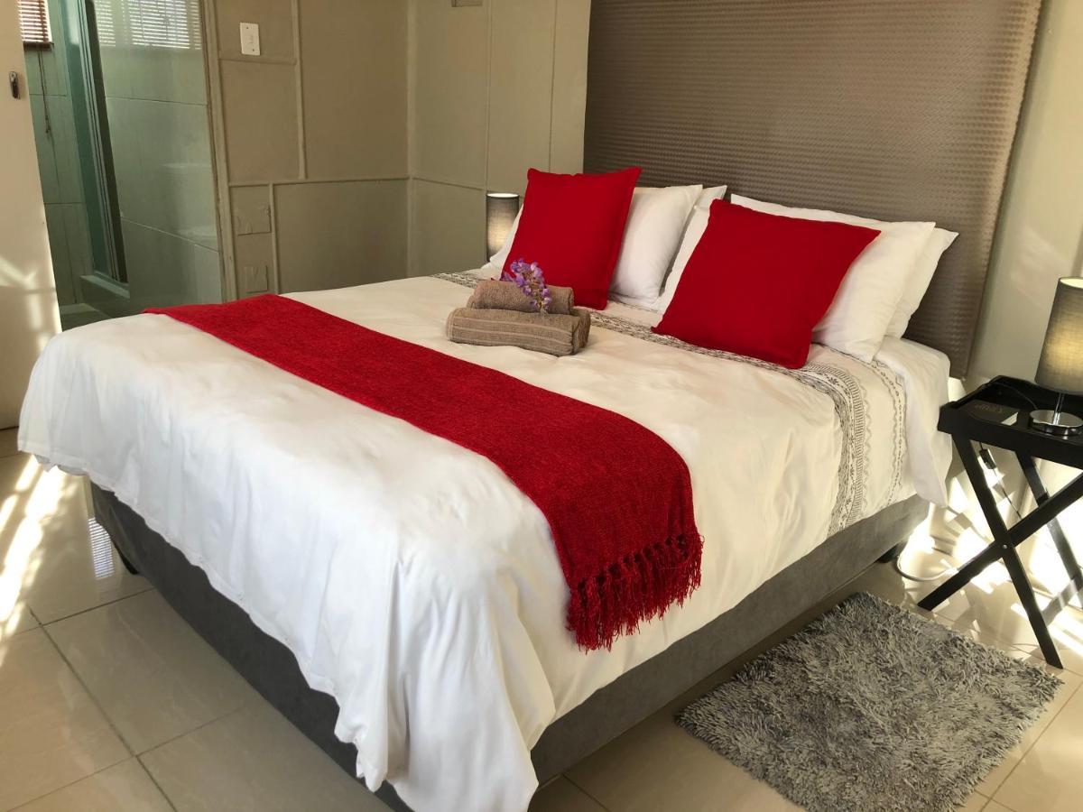 The Lavender Guesthouse Kroonstad Kültér fotó