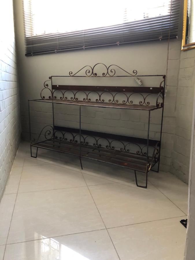The Lavender Guesthouse Kroonstad Kültér fotó